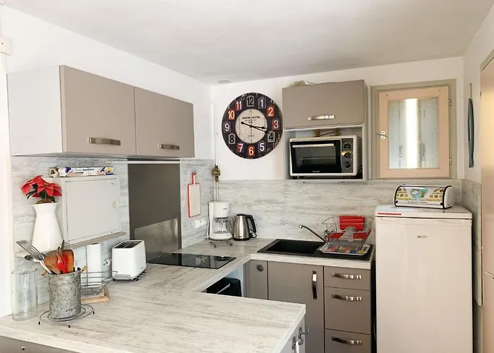 アパート Les Agathes By Interhome